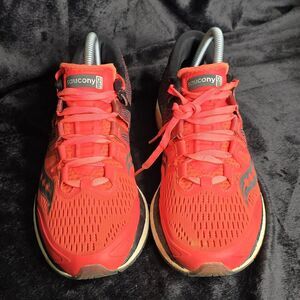 Saucony Womens Liberty ISO S10410-2 Red Running Shoes Sneakers Size 8.5 US‎ M